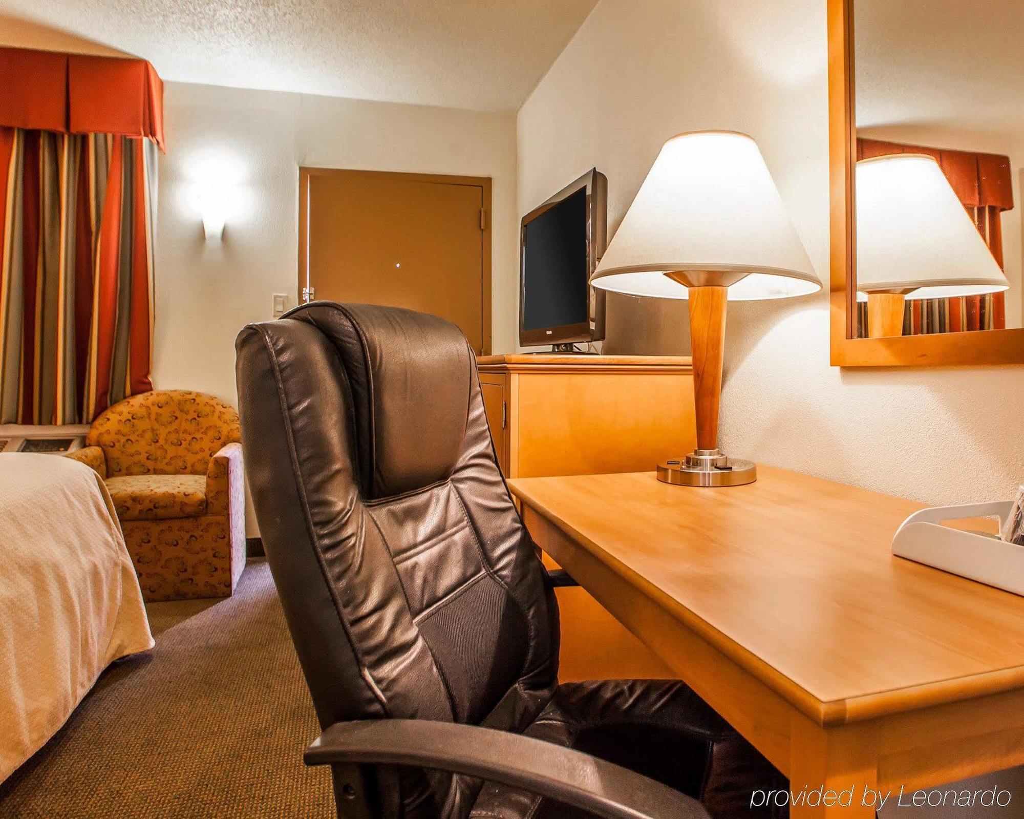 Rodeway Inn Point Pleasant Beach Екстериор снимка