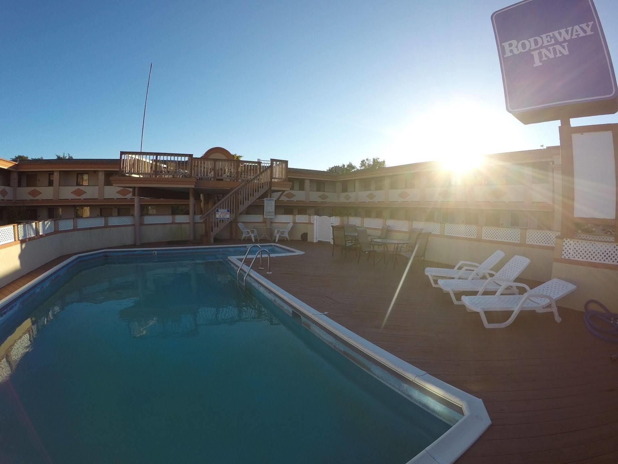 Rodeway Inn Point Pleasant Beach Екстериор снимка