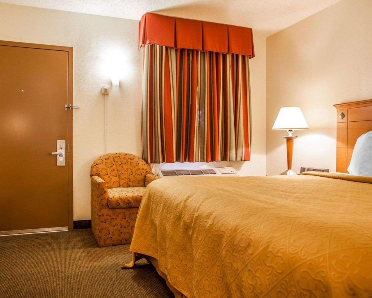 Rodeway Inn Point Pleasant Beach Екстериор снимка