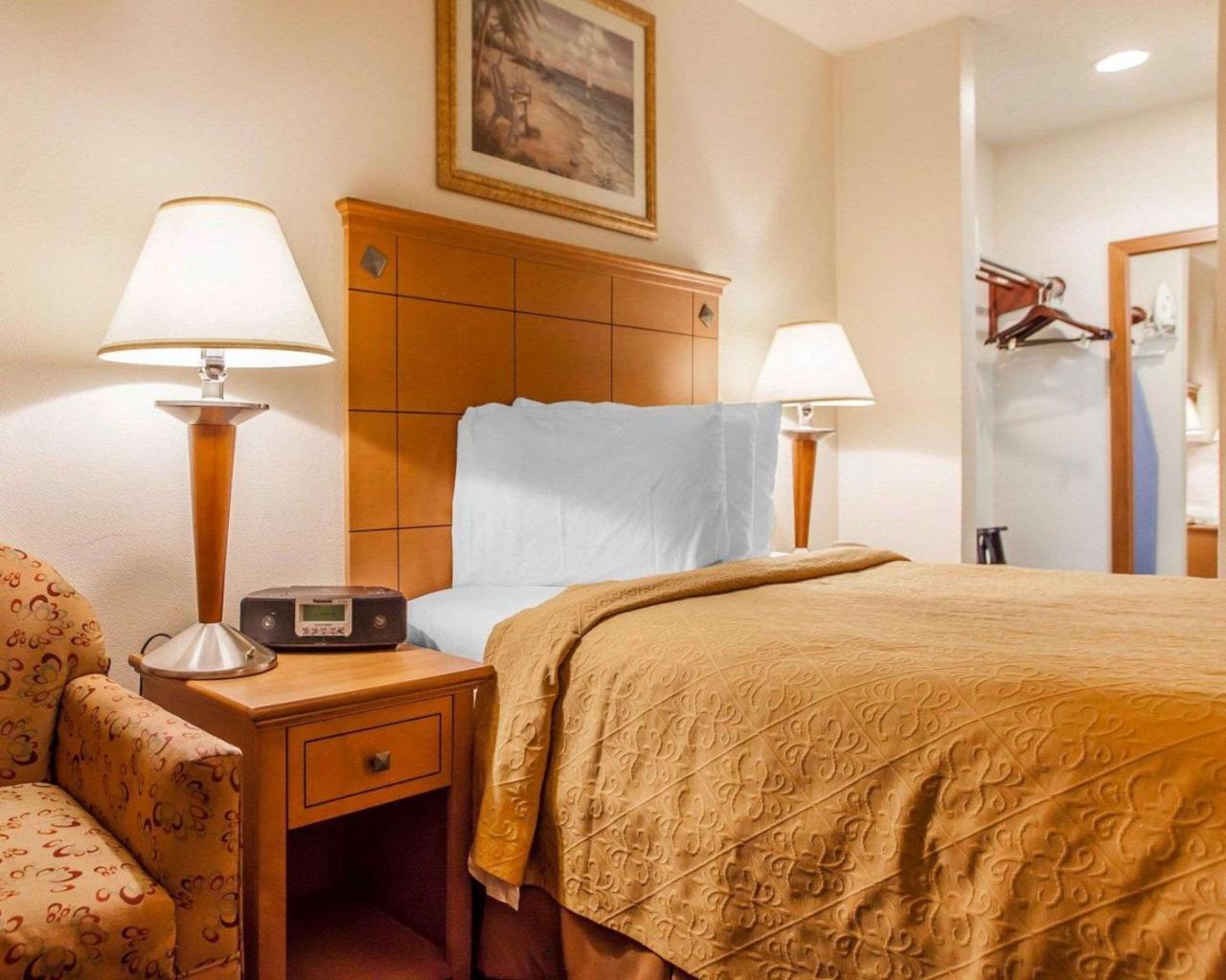 Rodeway Inn Point Pleasant Beach Екстериор снимка