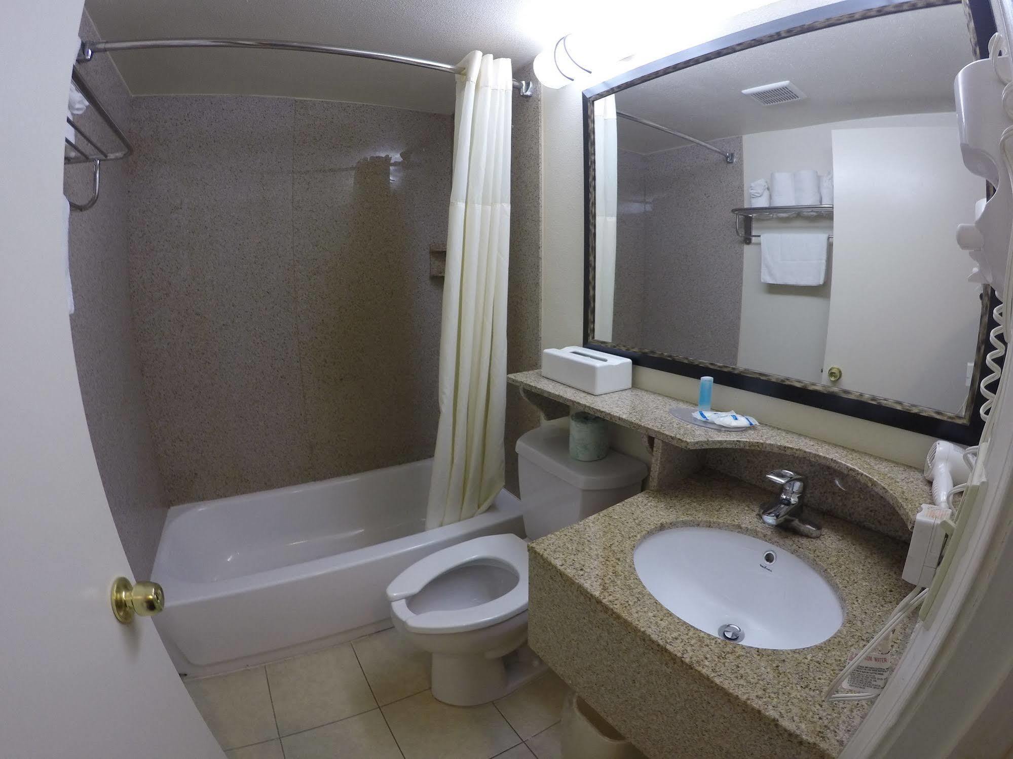 Rodeway Inn Point Pleasant Beach Екстериор снимка